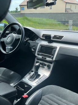 Volkswagen Passat B7 2.0 TDI DSG - 16