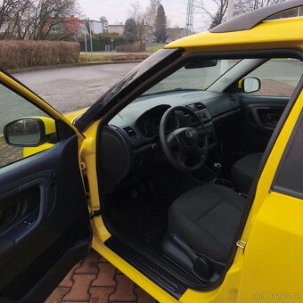 Škoda Fabia combi 1.2 TSI 63kw, poctivých 99900km, rok 2011 - 16