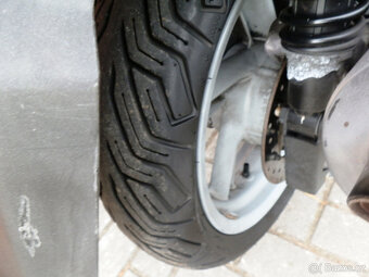 Aprilia Atlantic 500 Sprint - 16