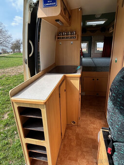 Iveco Daily 35 S / 13 - obytný speciál - 16