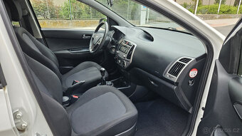 Hyunday i20 1.2i Family Space, paket GO - 16