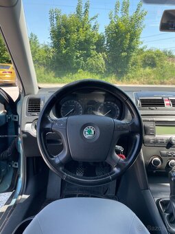 Škoda Octavia II 1.6mpi - 16