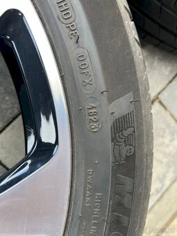 BMW i3 ALU disky + letí pneu + 2x 155/70 R19 + 2x 175/60 R19 - 16