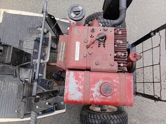 Prodám zahradní traktor malotraktor Iseki - 16