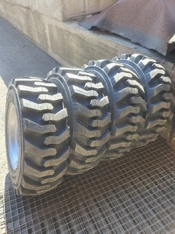 Kola UNC - Novotný- Locust - 16