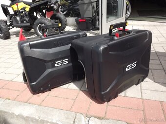 BMW F 750 GS - 16