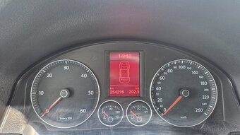 Volkswagen Jetta 2,0 TDI DPF Comfortline - 16