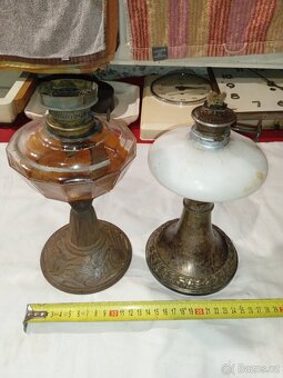 Lampy na prodej - petrolejové, na elektriku atd celkem 16 ks - 16