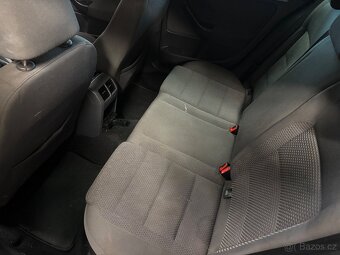 Volkswagen Golf 5 2.0TDI - 16