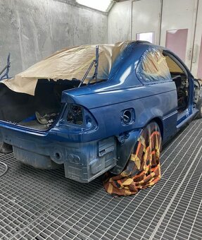 BMW E46 323Ci manuál Topas Blau - 16