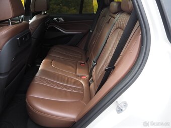 BMW X5 M50d INDIVIDUAL, odpočet DPH - 16