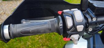 Triumph Tiger Explorer 1200 XRT - 16