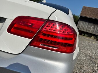 BMW E92 320xd Mpaket / nahradni dily - 16