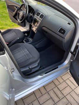 Volkswagen Polo 1.2 TSI 66kW s jasnou historií a řemenem - 16