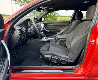 BMW řady 1  model 116d r.v 9/2013 - 16