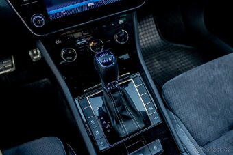 Škoda Superb / 2.0 TDI / 4x4 - 16