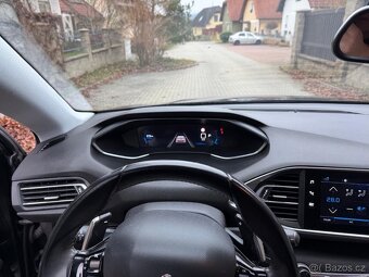 Peugeot 308 1.5 HDI 96 kW Allure EAT8 VIRTUAL automat - 16