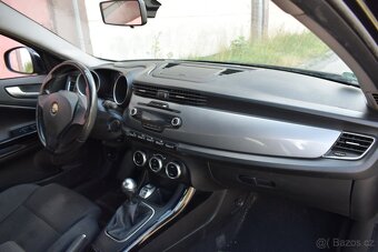 Alfa Romeo Giulietta 1.6 JTD/MANUÁL/2013/TEMPOMAT/ - 16