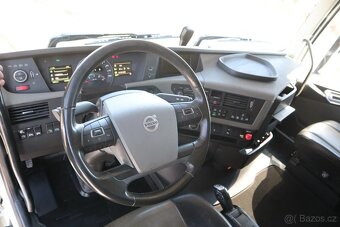 Volvo FH13 540 8x4 / Zvedačka / Retarder - 16