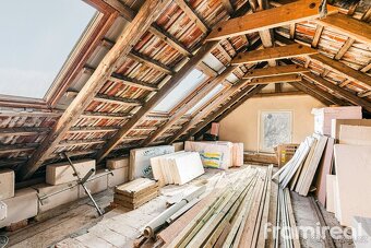 Prodej rozestavěného rodinného domu, 296 m2 - Obora - 16