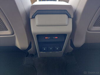 Land Rover Discovery Sport 2,0TD4 HSE/AWD/ - 16
