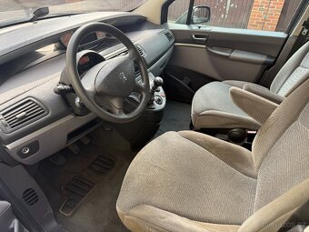 Peugeot 807, 2.0HDI 7 míst L+Z pneu El.dveř - 16