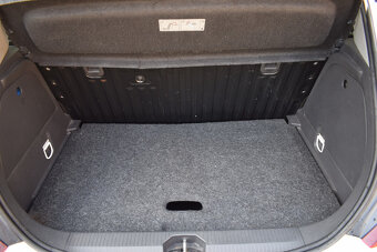 Opel Corsa D 1.4 16V 74kW, Color Edition, KLIMA, rok 2010 - 16