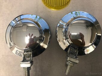 Světla, blinkry, skla, vnitřní zpětné zrcátko na Škodu 1000 - 16