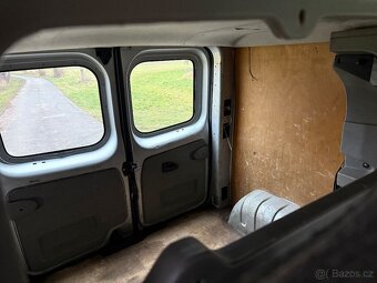Renault Trafic 2.0 CDTi 84kw - 6 míst / tažné - 16