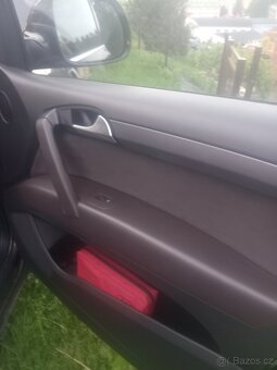 Prodám vyměním Audi Q7 rv 2010 - 16