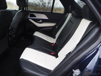 Mercedes-Benz GLE 300d AMG - 16