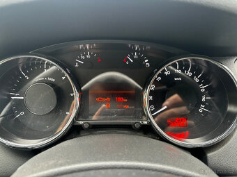Peugeot 5008 2.0 HDI 110kW, RV 2013, Tažné, Nová STK - 16