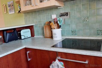 MODERNÍ KUCHYN S DUŠÍ + vestavěné spotřebiče v ceně - 16