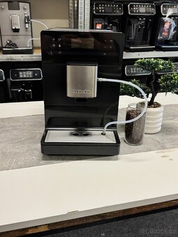 Kávovar Miele CM5300 - 16