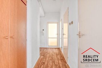 Prodej bytu v os. vlast. o velikosti 2+1+lodžie/50 m2 na u.  - 16