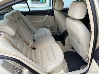 Škoda Octavia 1.6i Elegance 1maj,CZ,po servisu - 16