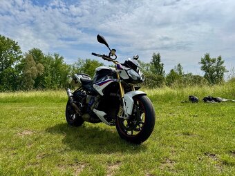 BMW s1000r - 16