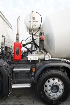 SCANIA P 410 XT 8x4 domíchávač PUTZMEISTER 9cbm - 16