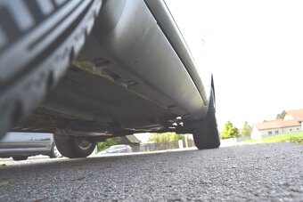 Ford Kuga 2.0 TDCi 103kW Champions Edition 4x4 - 16