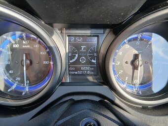 Yamaha T-Max 560 TechMax (2022/6200km) - 16