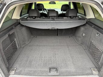 MERCEDES-BENZ C200 CGI //2011 7G XENON NAVIGACE PANORAMA - 16