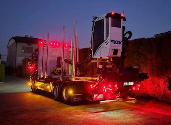 Volvo FH4 540 - 6x4 – Lesovůz + HR-V-KRAN V10CX - 16