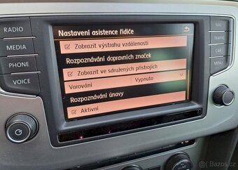 Volkswagen Passat 2,0TDI 110kW Variant BlueMotio - 16