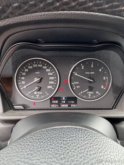 BMW Řada 2,  1.5D HAVAROVANÉ 7 míst - 16