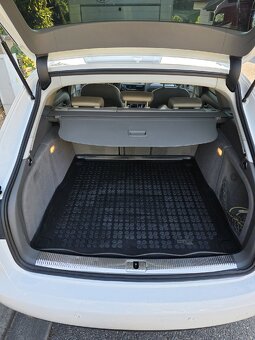 Audi a4 b8 avant 2.0 tdi s-line - 16