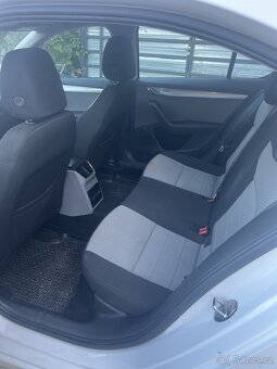 Škoda oktavia r.v2015 1.6tdi 263 t km - 16