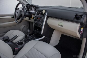 Mercedes-Benz B trieda 150 - 16