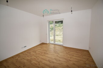 Prodej rodinného domu 4+kk 140 m2,  pozemek 520 m2, Klenovka - 16