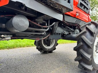 Japonský traktor KUBOTA GL 21 Diesel 3 válec, 21HP - 16