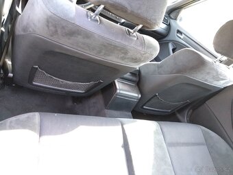BMW 330i M-Paket E46 - 16